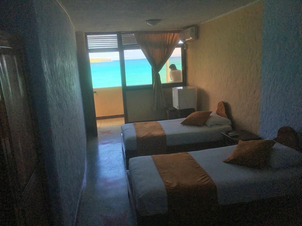 Hostal Estrella De Mar Пуерто-Айора Номер фото