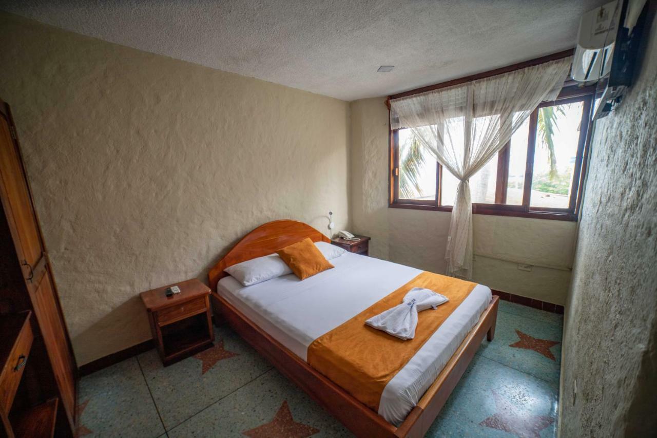 Hostal Estrella De Mar Пуерто-Айора Екстер'єр фото